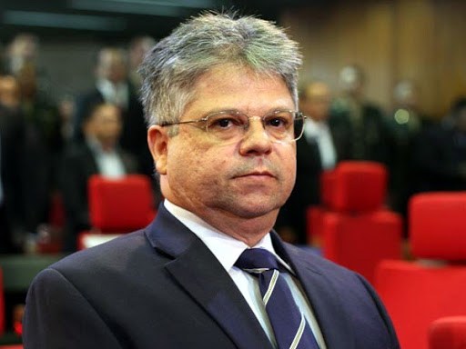 Deputado Gustavo Neiva parabeniza Floriano pelo aniversário de emancipação política
