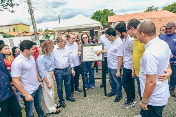 Rafael Fonteles entrega pavimentação asfáltica de mais de 40 ruas em Floriano, a maior da história da cidade(Imagem:João Allbert)