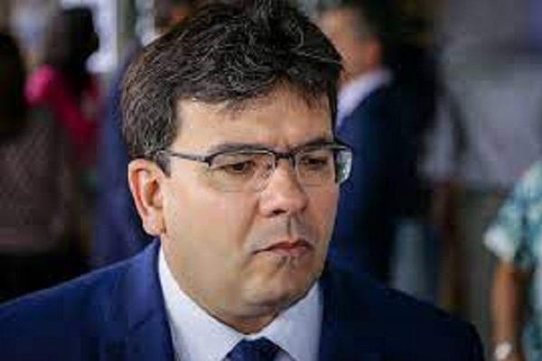 Rafael Fonteles sanciona lei que incentiva contratar jovens vulneráveis