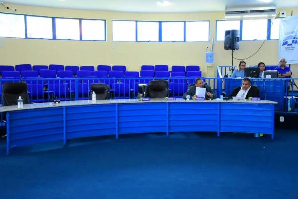 C&acirc;mara Municipal de Floriano abre o ciclo de sess&otilde;es da segunda quinzena de abril(Imagem:CMF)