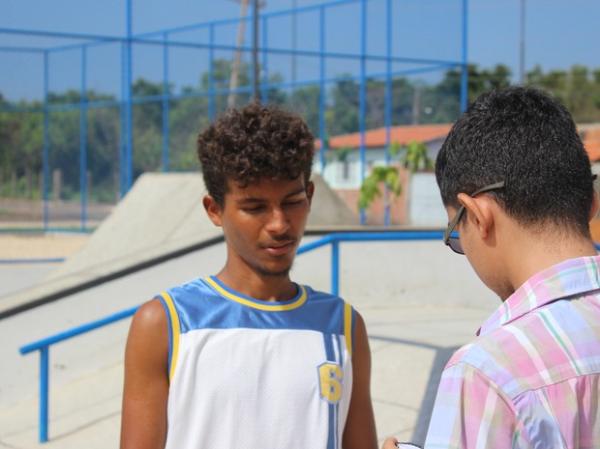 Cl&aacute;udio Lopes afirma que antes andava de skate no meio da rua.(Imagem:Ant&ocirc;nio Fontes/G1)