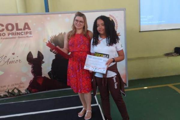 Escola Pequeno Pr&iacute;ncipe realiza cerim&ocirc;nia de entrega de medalhas e premia&ccedil;&atilde;o da OBA.(Imagem:FlorianoNews)