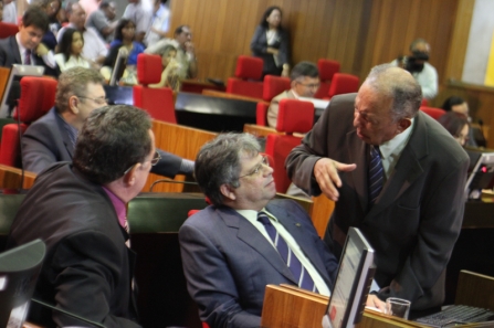 Deputados aprovam 20 requerimentos solicitando obras ao Governo do Estado