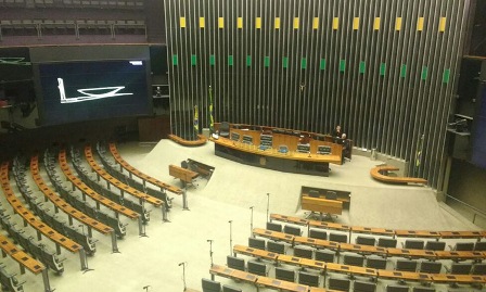 Eleições 2018: 75% dos deputados federais devem se reeleger