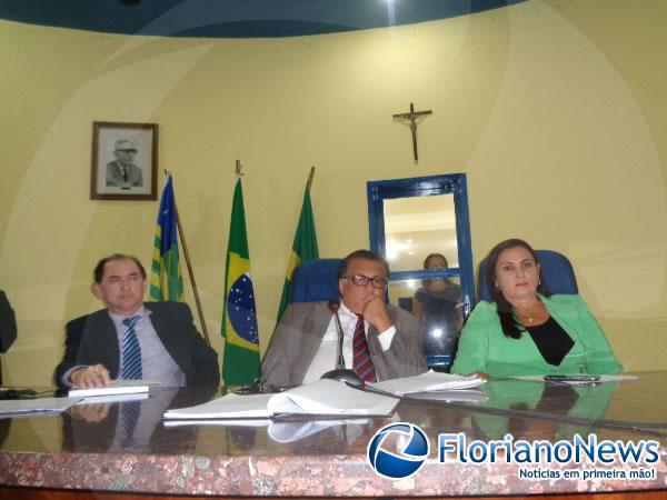 Mesa diretora da C&acirc;mara(Imagem:FlorianoNews)