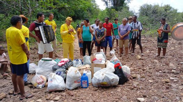 Projeto Amarelinho leva doações e solidariedade a famílias da zona rural de Floriano(Imagem:FlorianoNews)