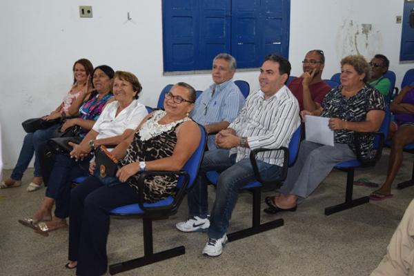 Autoridades se re&uacute;nem para discutir a seguran&ccedil;a no carnaval de Floriano.(Imagem:Waldemir Miranda)