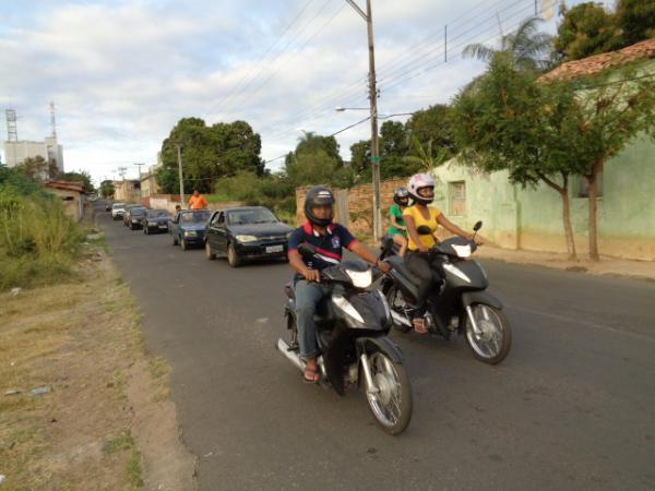 Carreata marca abertura dos festejos de S&atilde;o Crist&oacute;v&atilde;o em Floriano.(Imagem:FlorianoNews)