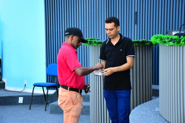 Câmara de Floriano doa bens ociosos para organizações sem fins lucrativos(Imagem:CMF)