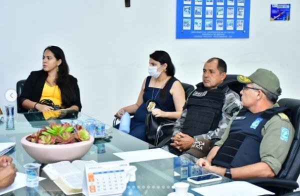 Prefeito de Floriano discute medidas para reforçar segurança no Mercado Público Central(Imagem:Reprodução/Instagram)