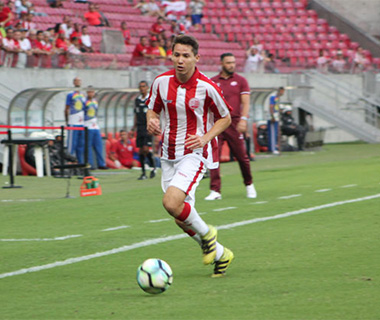 Ex-Náutico e lateral da base do Fortaleza reforçam o River