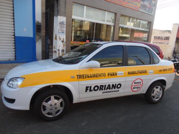 Emplacadora e Auto Escola Floriano(Imagem:Divulga&ccedil;&atilde;o)