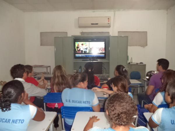 Alunos e professores de Floriano participaram de videoconferência com o Ex-presidente Lula