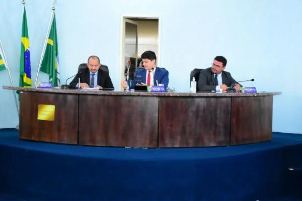 C&acirc;mara Municipal de Floriano abre o ciclo de sess&otilde;es da segunda quinzena de abril(Imagem:CMF)