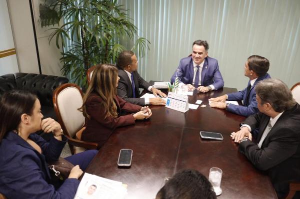 Recebendo prefeitos e lideranças, Ciro Nogueira fala sobre estar consolidado em primeiro lugar nas pesquisas(Imagem:Ascom)