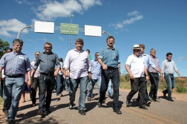 Visita do Governador Z&eacute; Filho &agrave; cidade de Barreiras do Piau&iacute;.(Imagem:Kalberto Rodrigues)