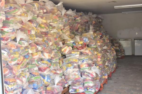 Alimentos que ser&atilde;o distribuidos(Imagem:SECOM)