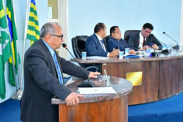 Sess&atilde;o dupla encerra o segundo ciclo de sess&otilde;es de novembro na C&acirc;mara de Floriano(Imagem:CMF)