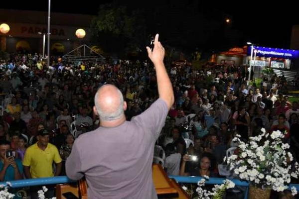 Dia da Bíblia é comemorado com show do cantor Mattos Nascimento.(Imagem:SECOM)