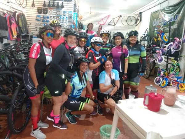 Ciclistas realizam confraterniza&ccedil;&atilde;o com caf&eacute; da manh&atilde; e passeio cicl&iacute;stico(Imagem:FlorianoNews)