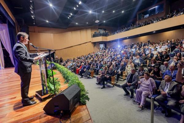Governador celebra os 190 anos da Assembleia Legislativa do Piauí e destaca a importância do parlamento na democracia(Imagem:Gabriel Paulino)