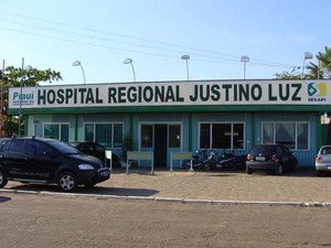 Mãe e filha são baleadas após briga por causa de namoro no interior do PI