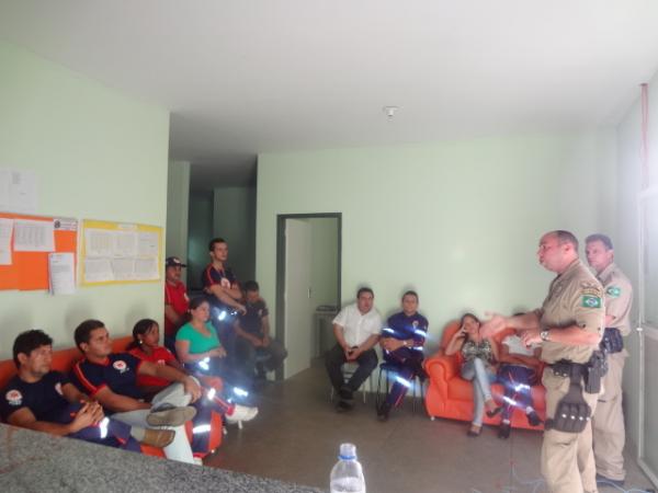 PRF realizou treinamento com profissionais do SAMU