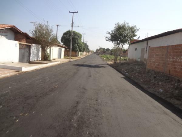 Obras de pavimentação na Av. Santos Dumont estão em andamento