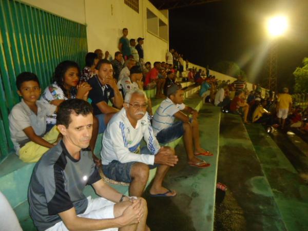 Em jogo-treino no Tiberão, Cori-Sabbá perde por 4x1 para time do MA.(Imagem:FlorianoNews)