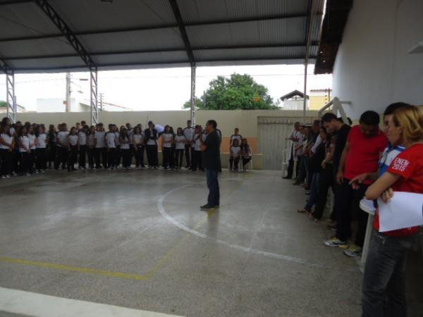 Colégio Impacto inicia o ano letivo em Floriano