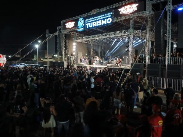Raimundos agitam Floriano em noite histórica de rock durante as comemorações dos 129 anos da cidade(Imagem:FlorianoNews)