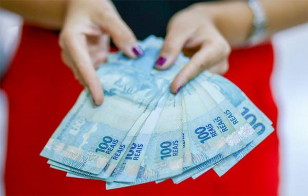 Orçamento define salário mínimo de R$ 1.031 em 2020(Imagem:Roberta Aline/Cidadeverde.com)