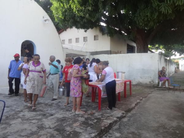 Bairro Alto da Cruz inicia festejo com alvorada e caf&eacute; da manh&atilde;.(Imagem:FlorianoNews)