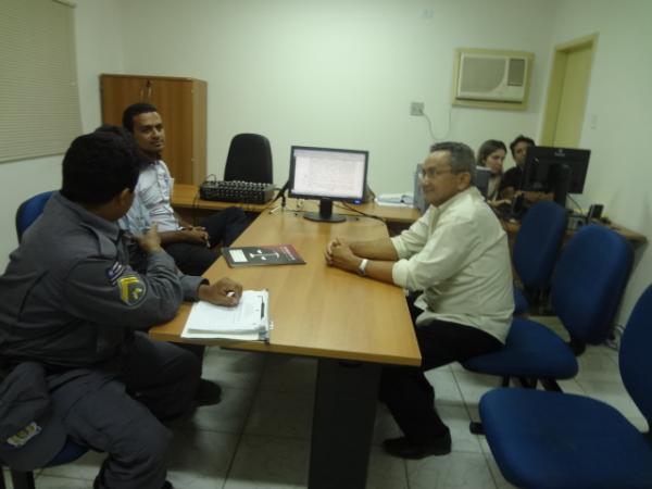 Realizada reuni&atilde;o com as coliga&ccedil;&otilde;es partid&aacute;rias de Bar&atilde;o de Graja&uacute;.(Imagem:FlorianoNews)