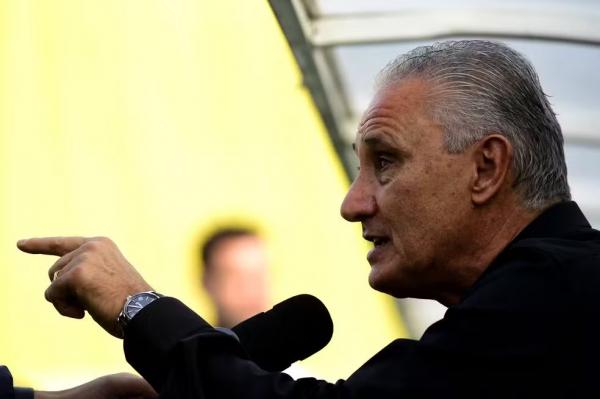 Tite em jogo de lendas de Corinthians e Boca Juniors.(Imagem:Marcos Ribolli)