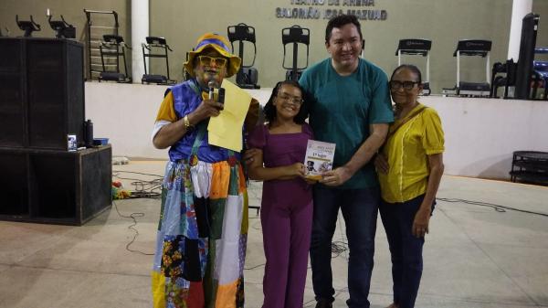 1&ordm; lugar: Raylara Sophia Alves, da Escola Municipal Dorinha Carvalho.(Imagem:FlorianoNews)