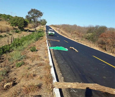 Motociclista tem a cabeça decepada em acidente da BR-135