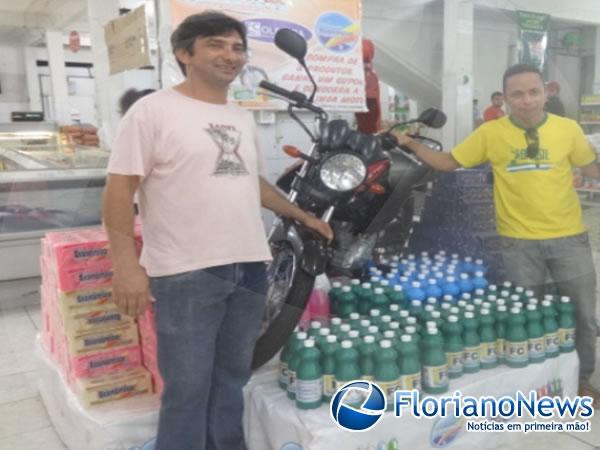 Teresina Supermercado realizou sorteio de uma moto Factor 0 km.(Imagem:FlorianoNews)