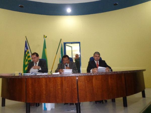 C&acirc;mara Municipal de Floriano encerra Sess&otilde;es da primeira quinzena do m&ecirc;s de setembro.(Imagem:FlorianoNews)