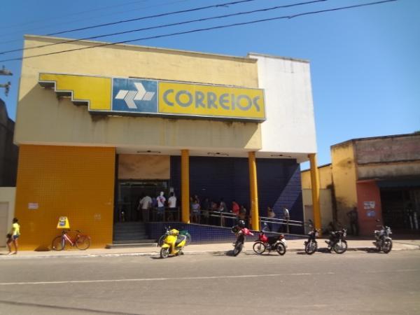 Trabalhadores dos Correios retomam atividades após 13 dias em greve no PI