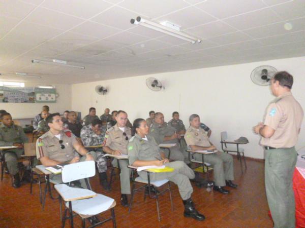 DEIP realiza capacitação de coordenadores e monitores do Curso de Formação de Soldados