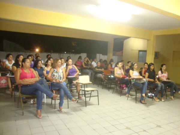 Curso de Pedagogia do ISESJT promove debate com vereadores