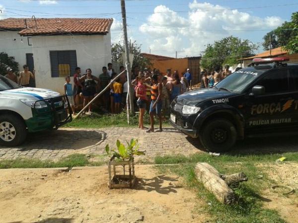 Homem foi preso na vila Santo Afonso, na Zona Norte de Teresina.(Imagem:Pol&iacute;cia Militar)