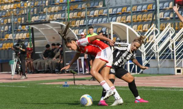 internacional, santos, brasileiro feminino(Imagem:Juliana Zanatta/SC Internacional/Direitos Reservad)
