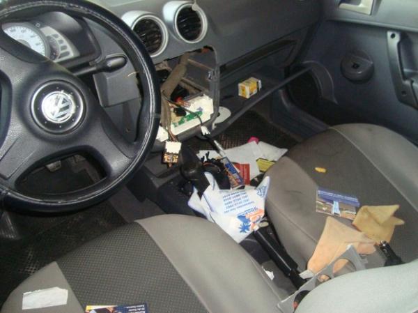 Aumenta o número de arrombamento de carros de janeiro a agosto de 2016
