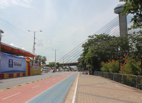 Avenida Raul Lopes está pronta para receber 300 mil pessoas para o Corso