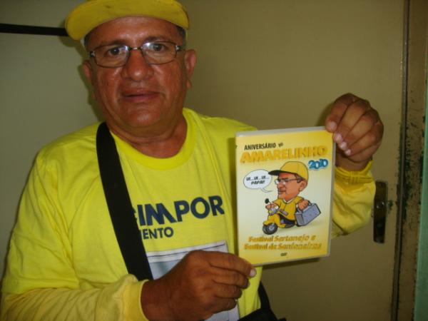 Mostrando a capa do DVD do Projeto Amarelinho(Imagem:reda&ccedil;&atilde;o)