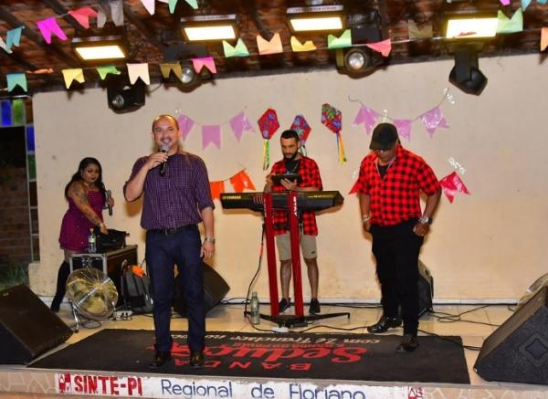 Arrai&aacute; da C&acirc;mara Municipal de Floriano celebra cultura nordestina com muita anima&ccedil;&atilde;o(Imagem:Reprodu&ccedil;&atilde;o/Instagram)
