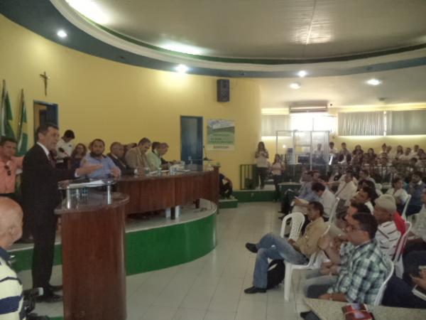 Audiência pública debate processo de terceirização do Hospital Tibério Nunes