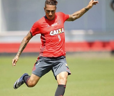 Tribunal suíço libera atacante para jogar pelo Flamengo